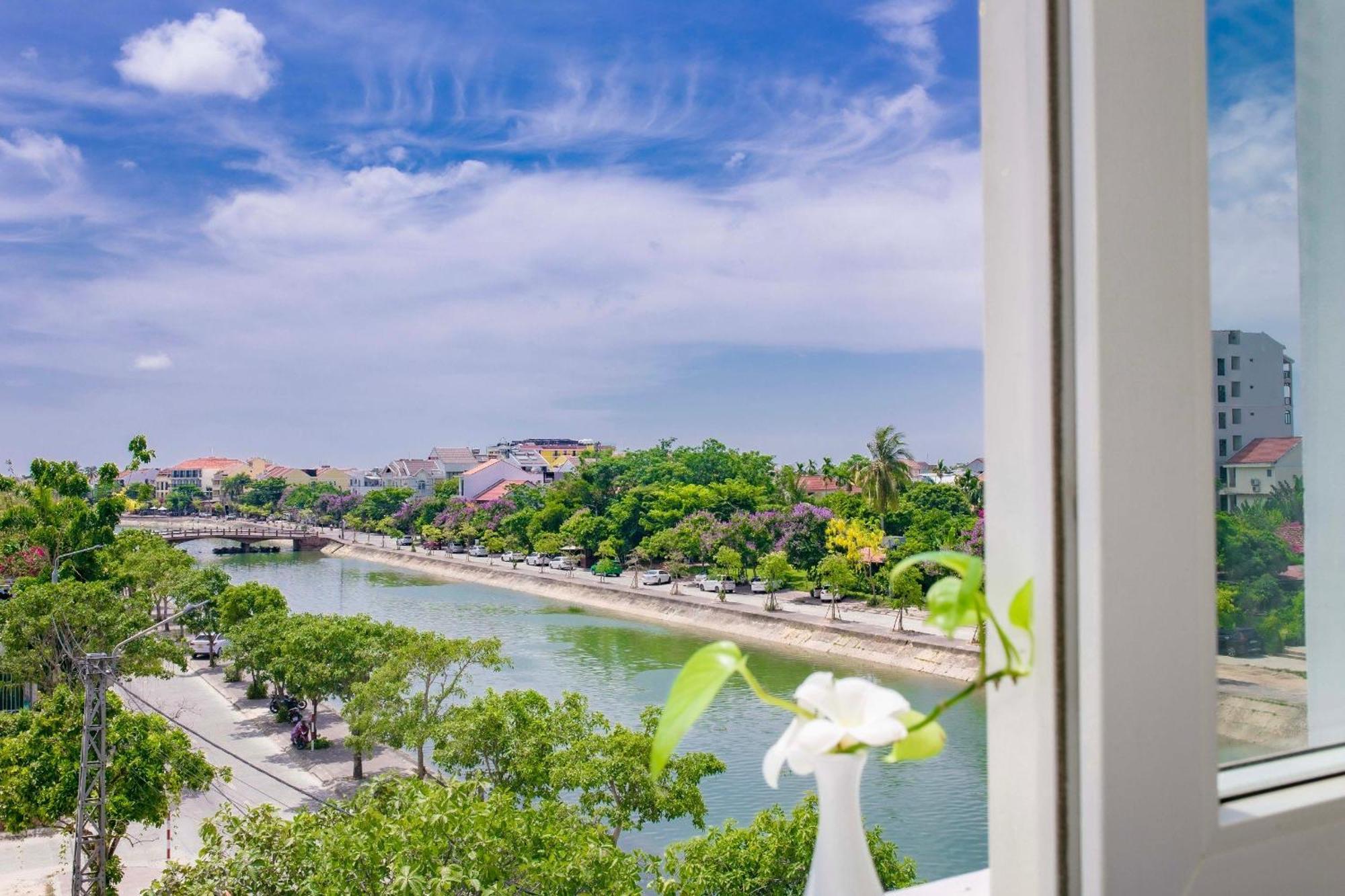 Royal Riverside Hoi An Hotel Exterior foto