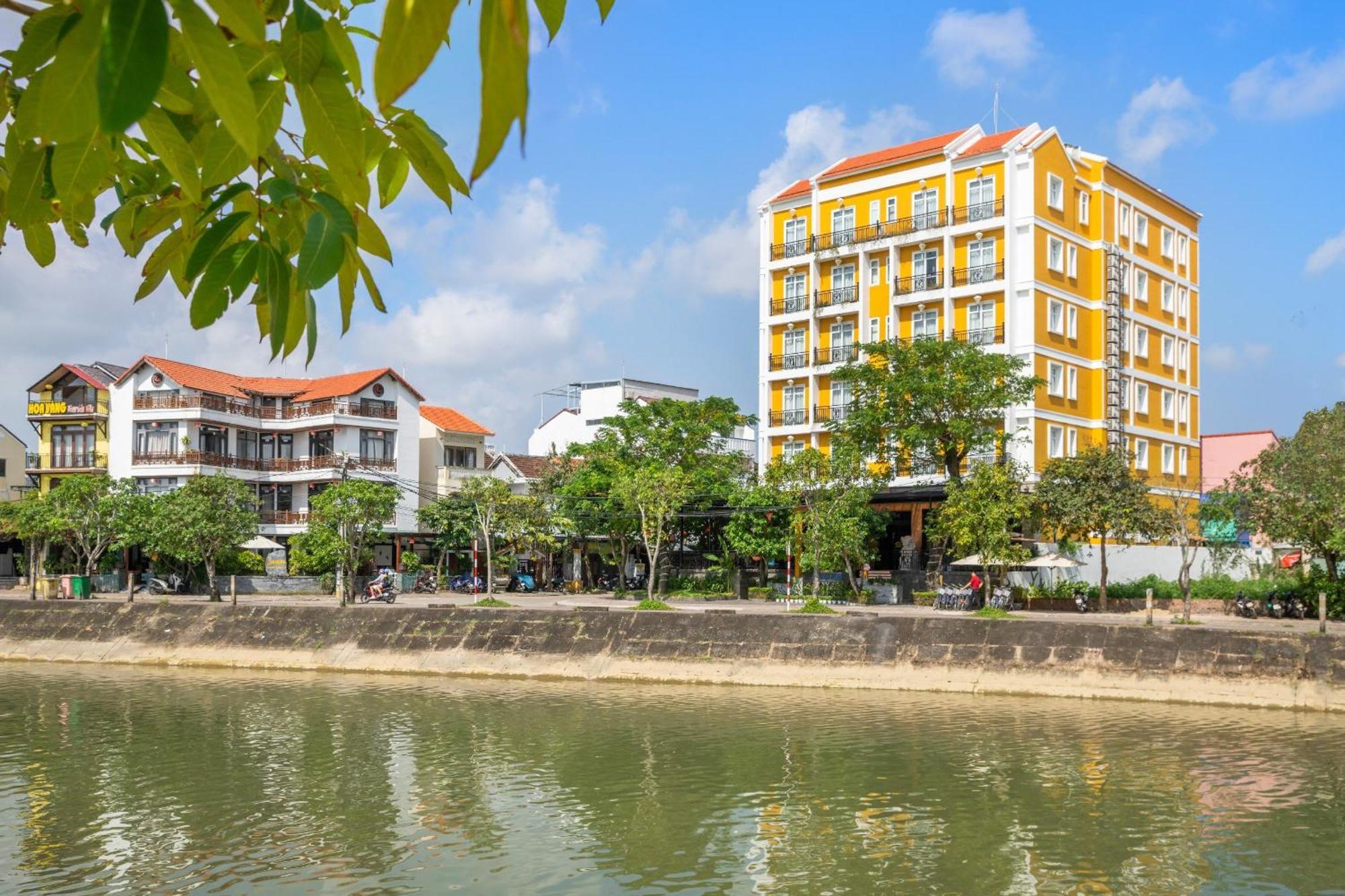 Royal Riverside Hoi An Hotel Exterior foto