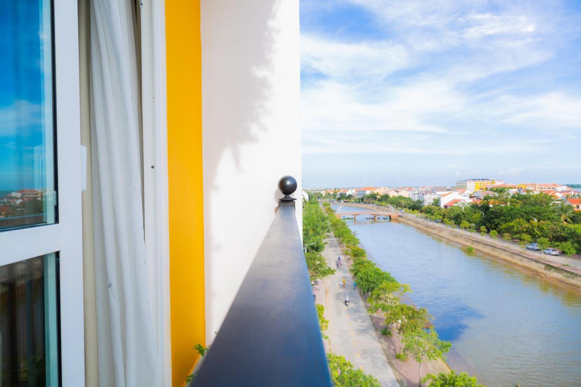 Royal Riverside Hoi An Hotel Exterior foto